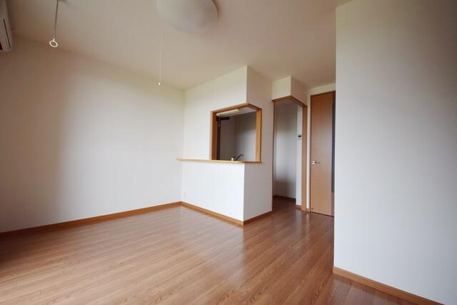 グランディール高坂の物件内観写真