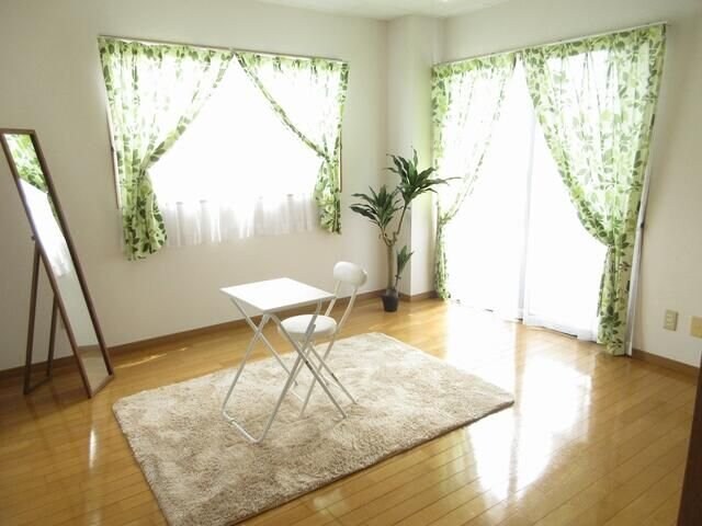 アメニティ松江弐号館の物件内観写真