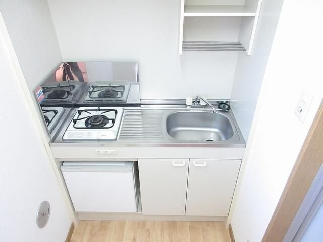 アメニティ松江弐号館の物件内観写真