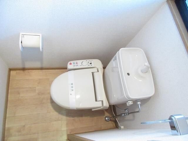 アメニティ松江弐号館の物件内観写真