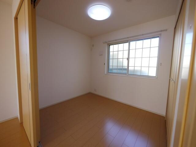 アンソレイェIIIの物件内観写真