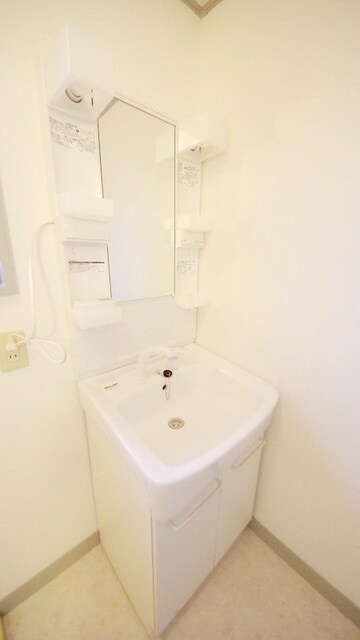 サンライズ根岸台の物件内観写真