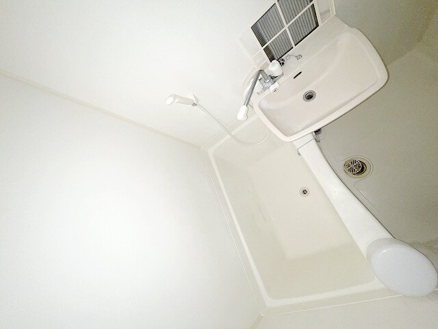 レオパレスYUTAKAの物件内観写真