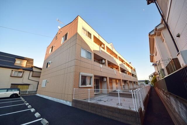 コムデソレイユの物件外観写真