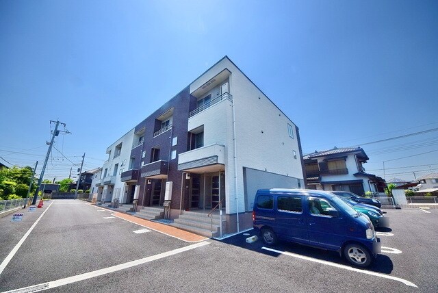 フラン・ブルームの物件外観写真