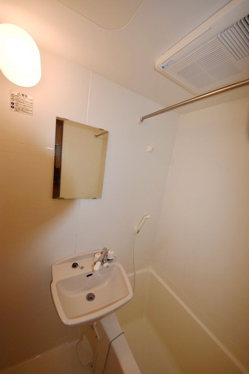 レオパレスシャルメの物件内観写真