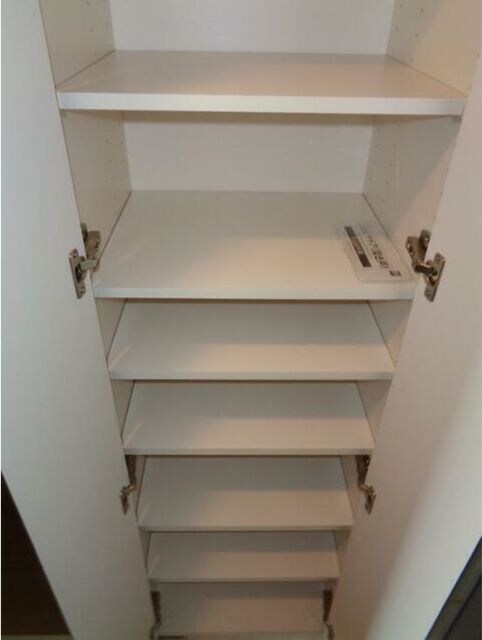 ジェノヴィア鷺ノ宮スカイガーデンの物件内観写真