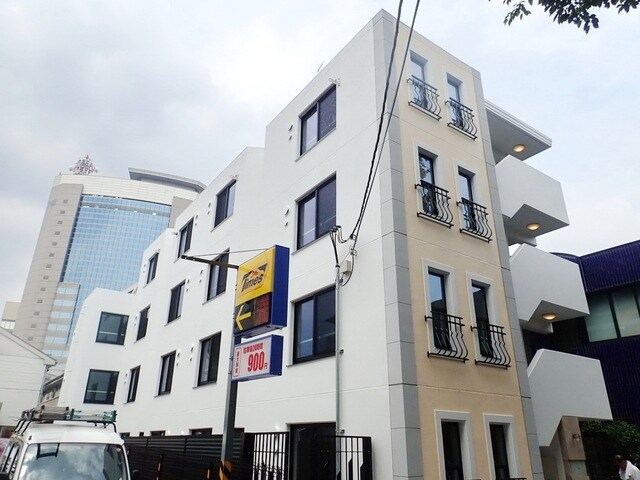 エルファーロ練馬の物件外観写真