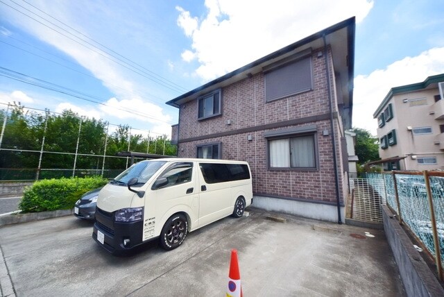 アイランドFの物件外観写真