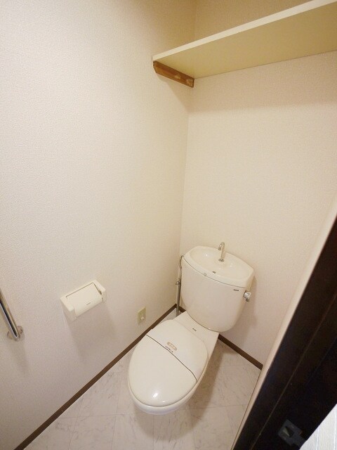 リヴェール滝山の物件内観写真