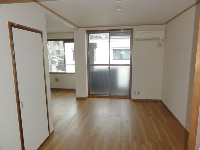 トリヴァンベール蓮根の物件内観写真