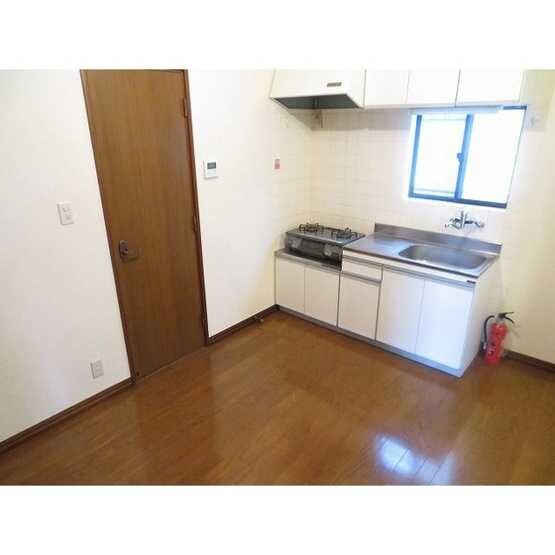 ハイツ・セシボンの物件内観写真