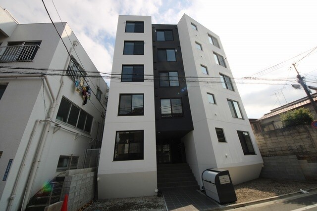 レジス大山の物件外観写真