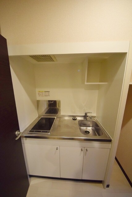 レオネクストホワイトパレスの物件内観写真