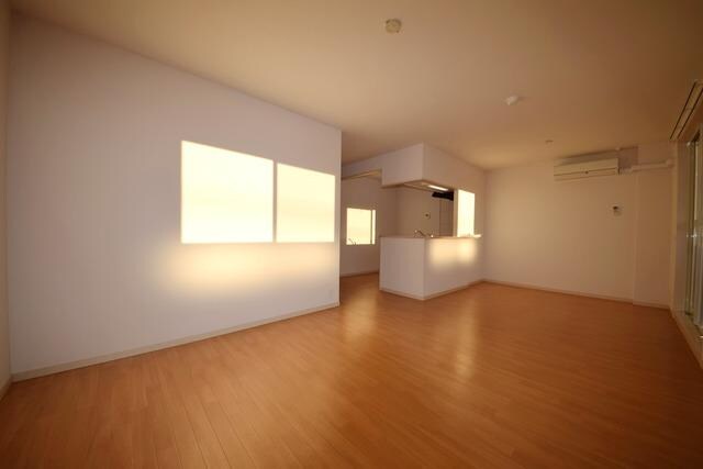 コムデソレイユの物件内観写真