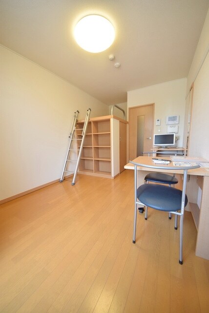 レオパレストルワジエームの物件内観写真