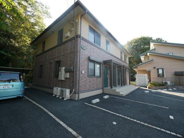 イン・フォレストの物件外観写真