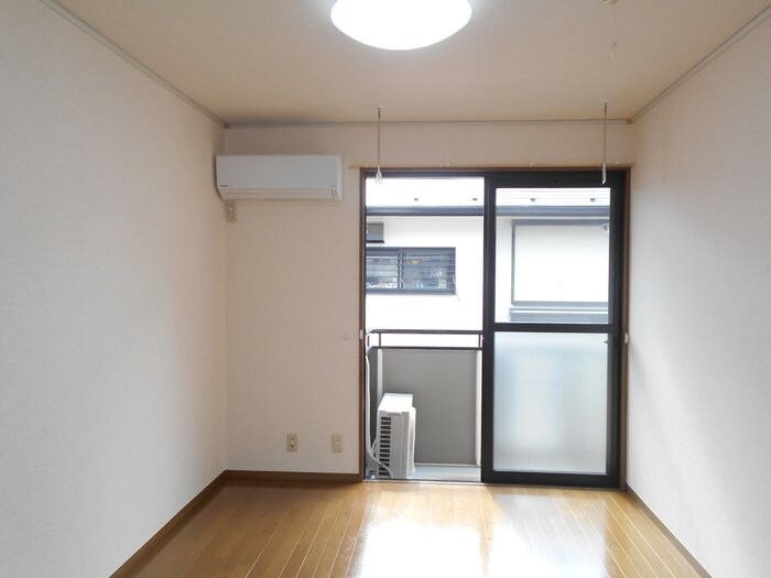 リヴェール高沢Aの物件内観写真