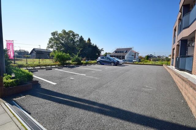 グランディール高坂の物件内観写真