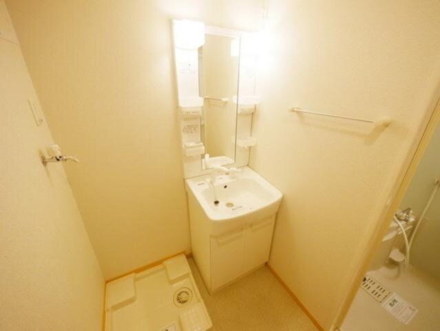 エレガンラルジュIIの物件内観写真