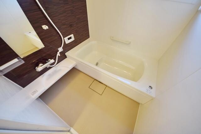 コージーハウス Bの物件内観写真