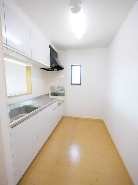 ヴィラ・プレステージCの物件内観写真