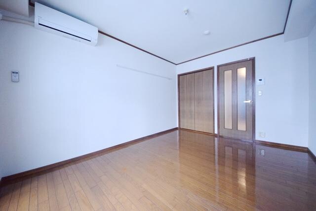 シェルフォードの物件内観写真