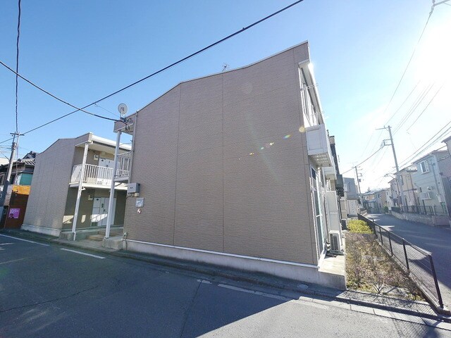 レオパレス一本杉IIの物件外観写真