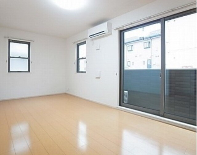 プリムローズKIVの物件内観写真