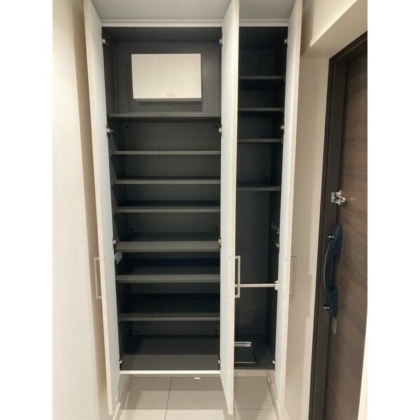 プレサンスロジェ大須白川公園の物件内観写真