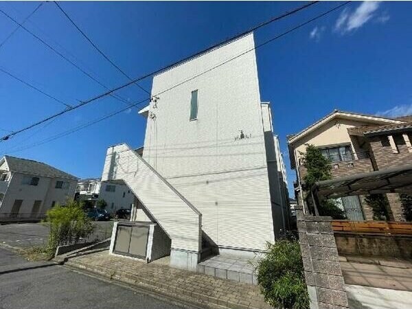 ユイットロワの物件外観写真