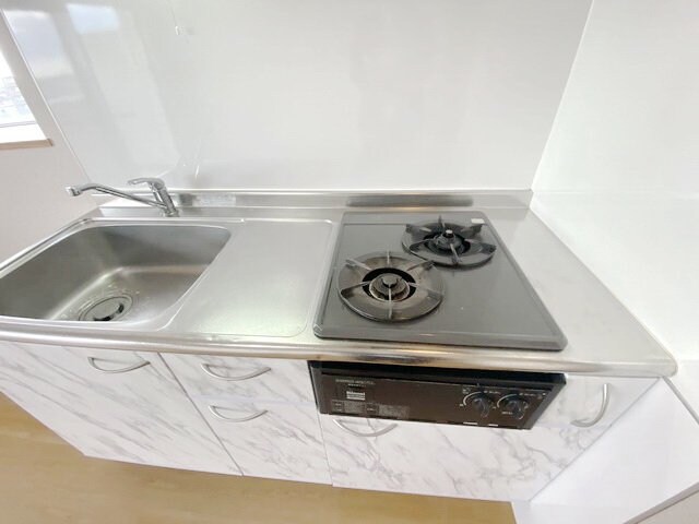 ロイヤルピジョン岩塚の物件内観写真