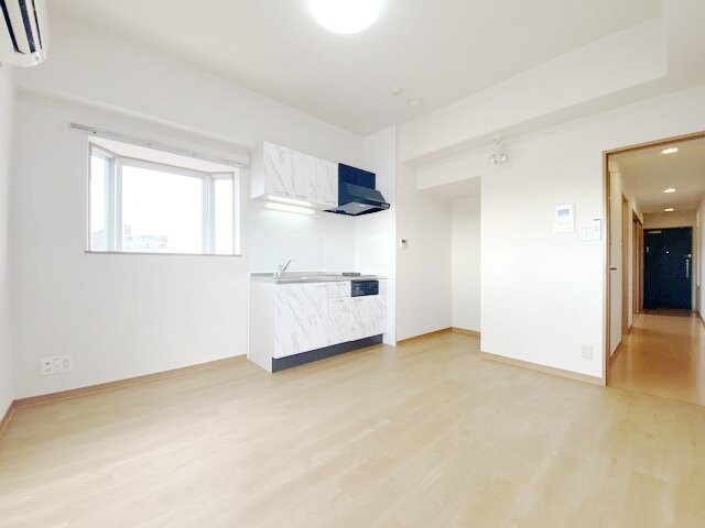 ロイヤルピジョン岩塚の物件内観写真