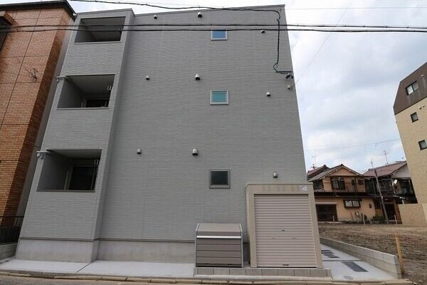 REGALEST栄生駅の物件外観写真