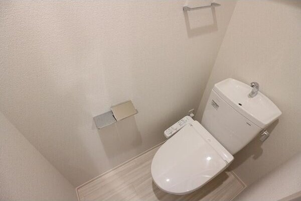 REGALEST栄生駅の物件内観写真