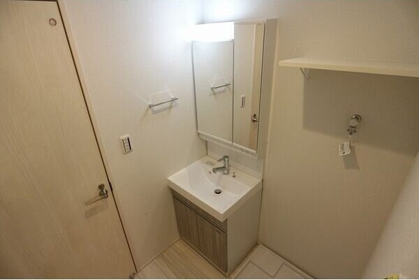 REGALEST栄生駅の物件内観写真