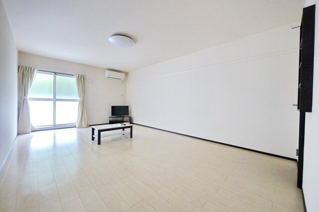 レオネクストさくらブリアンの物件内観写真