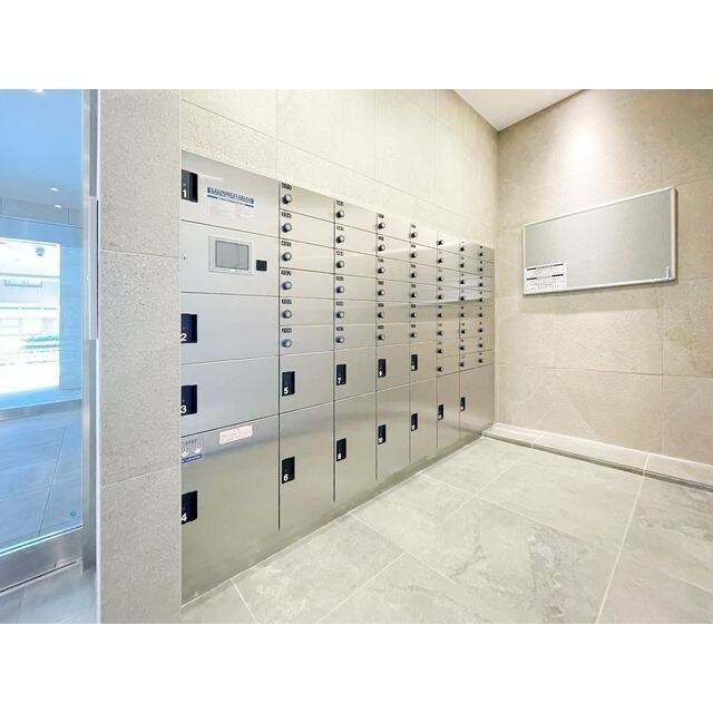 コンフォリア・リヴ志村三丁目の物件内観写真