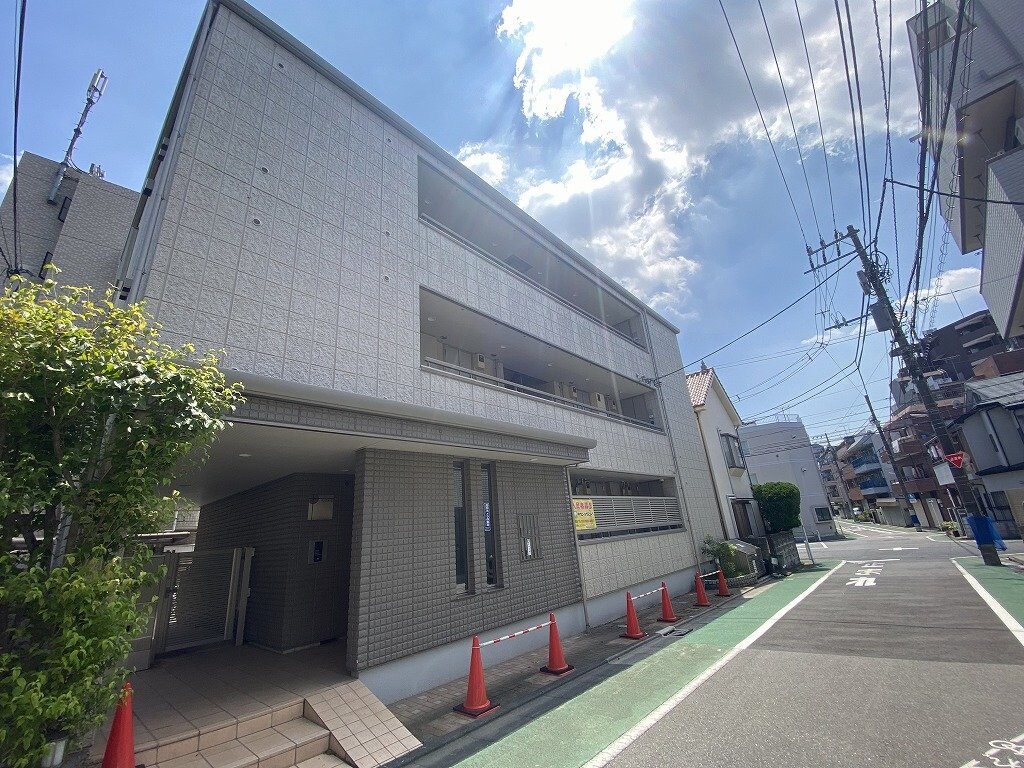 FLAT氷川町の物件外観写真