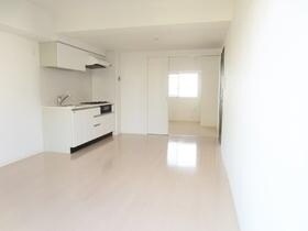 センテニアル王子神谷の物件内観写真