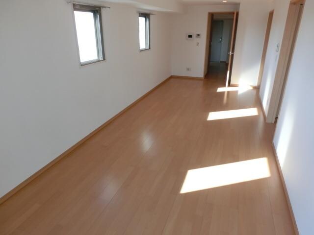 セルティスコートの物件内観写真