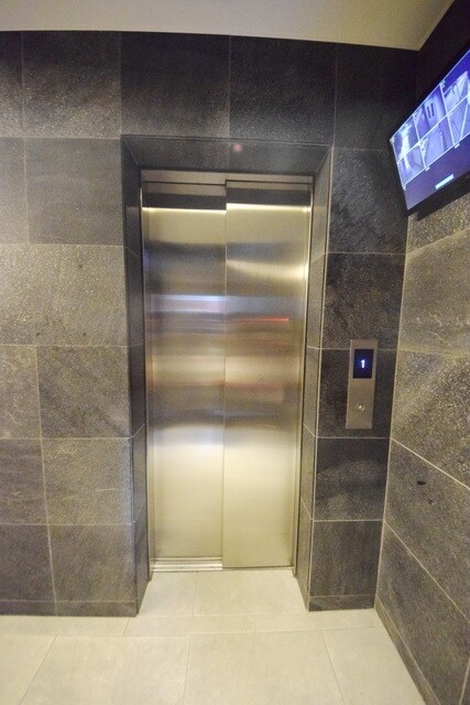 イート アパートメント ヴェリタスの物件内観写真