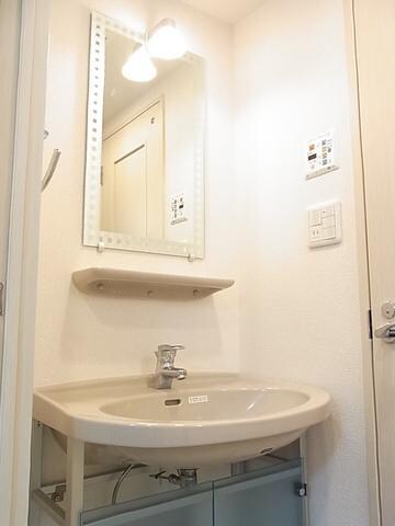 ガラ・ステーション岩本町Northの物件内観写真