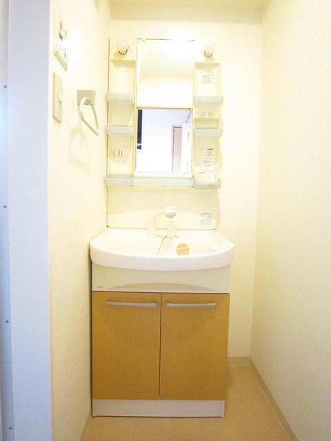 フィルモア ワンの物件内観写真