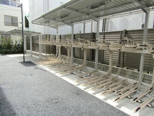 レビスタ白金高輪の物件内観写真