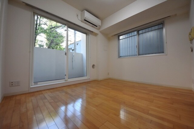 レジディア新川の物件内観写真