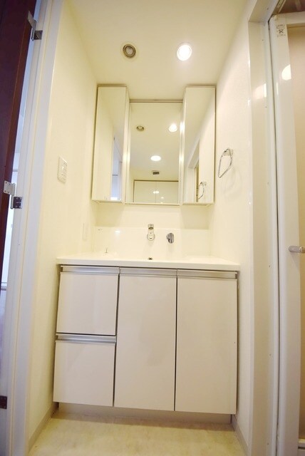 グランスイート銀座レスティモナークの物件内観写真