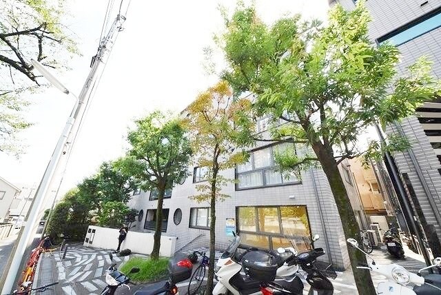 グランカーサ六本木の物件外観写真