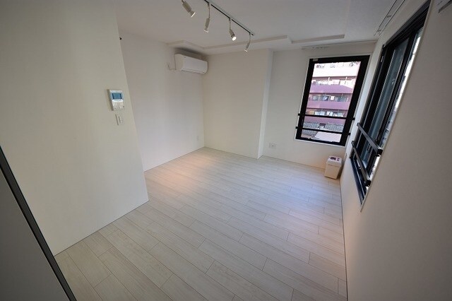 LAPiS南麻布の物件内観写真