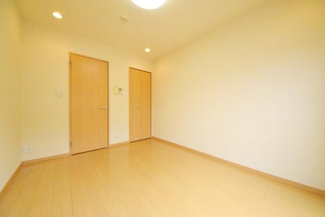 ティアラ梶ヶ谷弐番館の物件内観写真